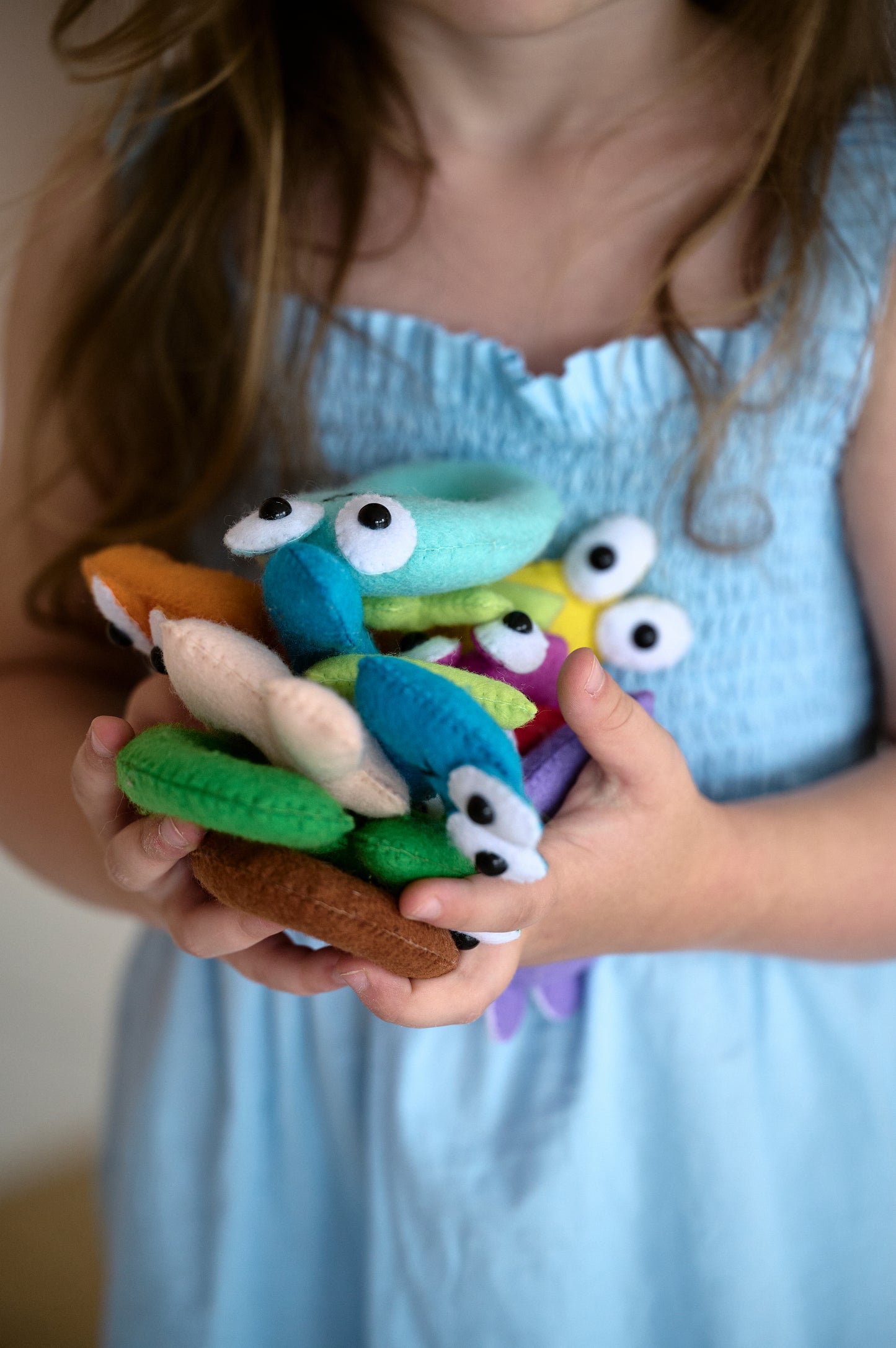 Felt Numbers Toy Set – 1–10 & Math Symbols with Linen Bag