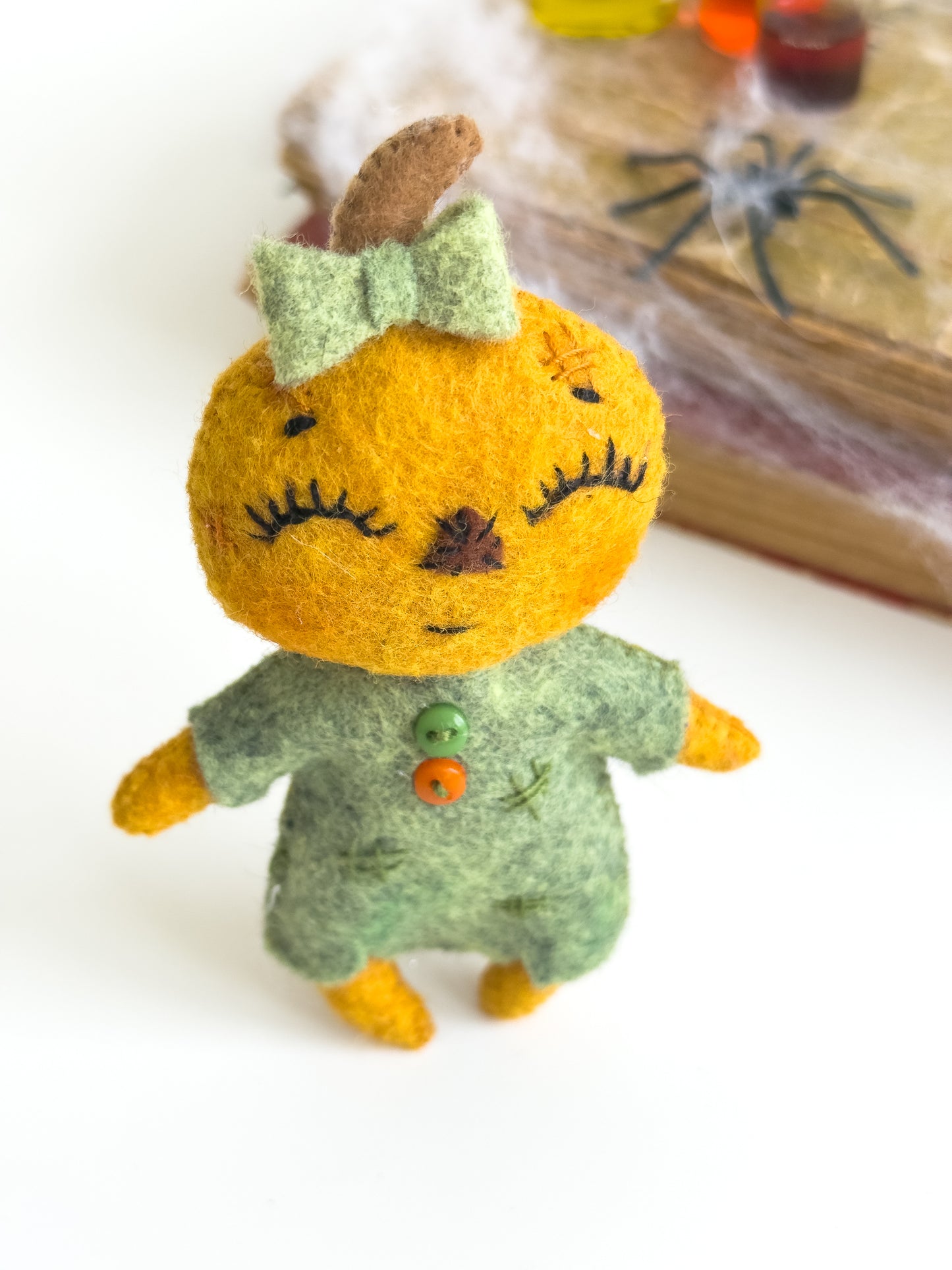Cute spooky toys – pumpkin kids plushies by WoollyFox