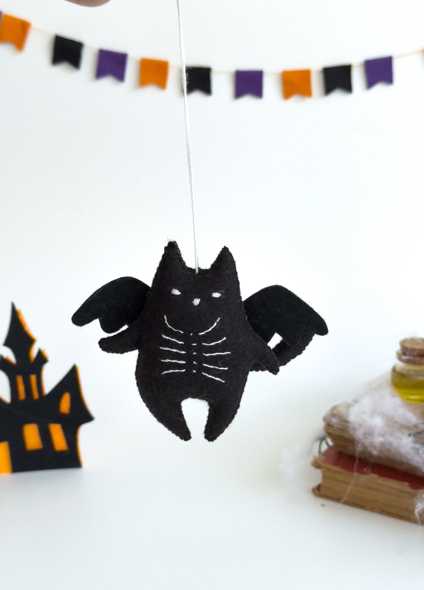 Halloween plush hanging bat cat – cute spooky home accent
