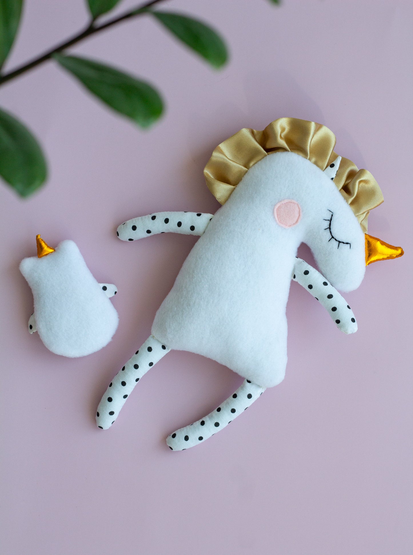 Mommy And Baby Unicorn Plush Toy