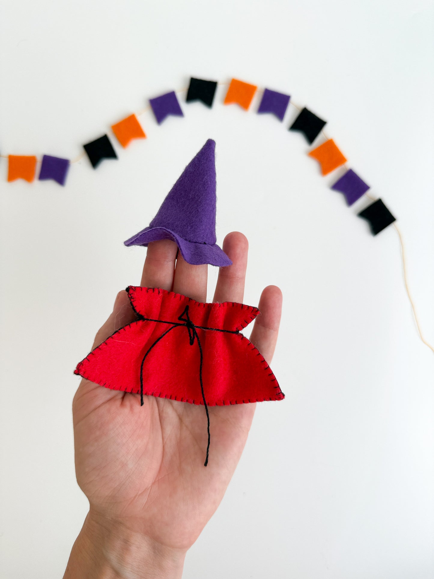 Purple felt witch hat and red Dracula cape costume for felt ghost toy
