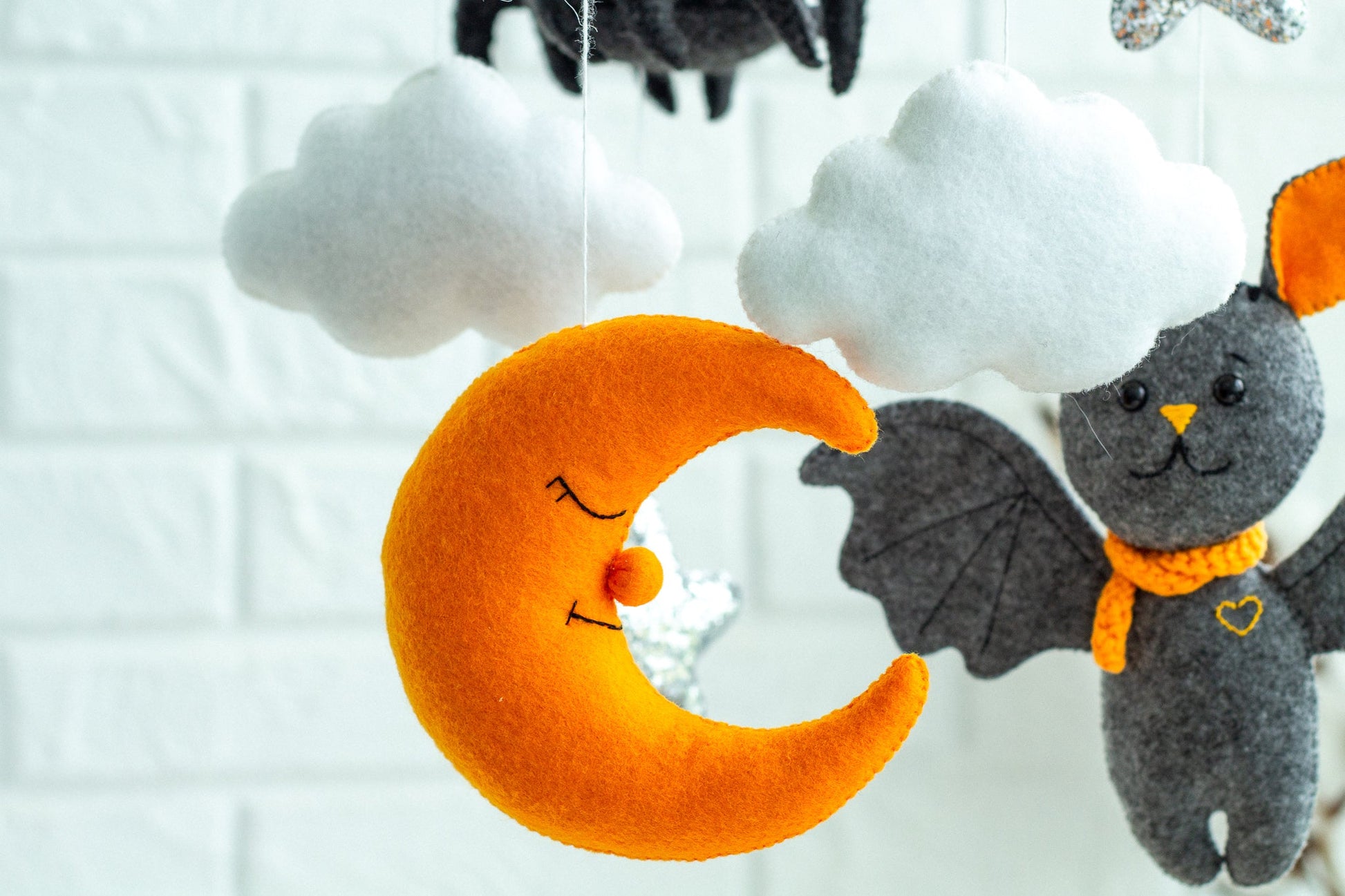 Bat baby crib mobile, New mom gift - WoollyFox