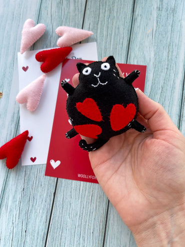 Black Cat Valentine's day card - WoollyFox