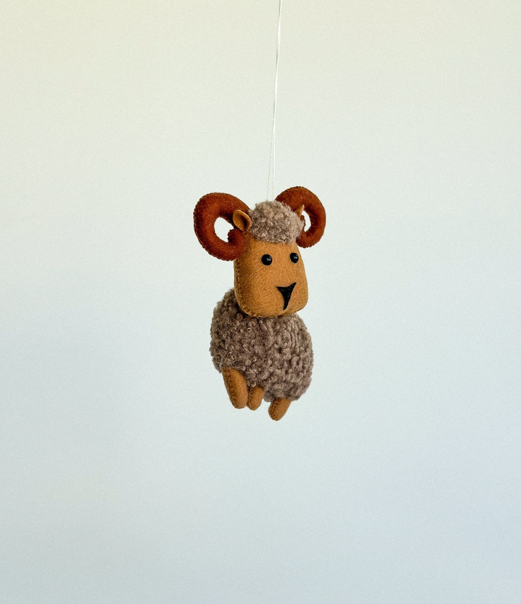 Boucle Brown Ram Toy – Felt Animal Ornament for Play or Decor - WoollyFox