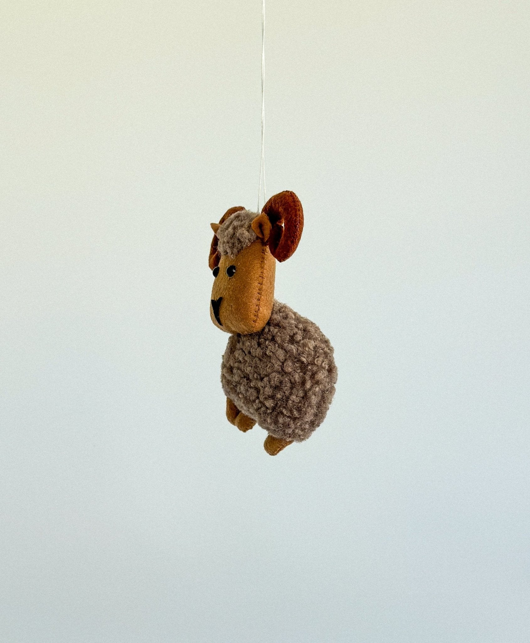 Boucle Brown Ram Toy – Felt Animal Ornament for Play or Decor - WoollyFox