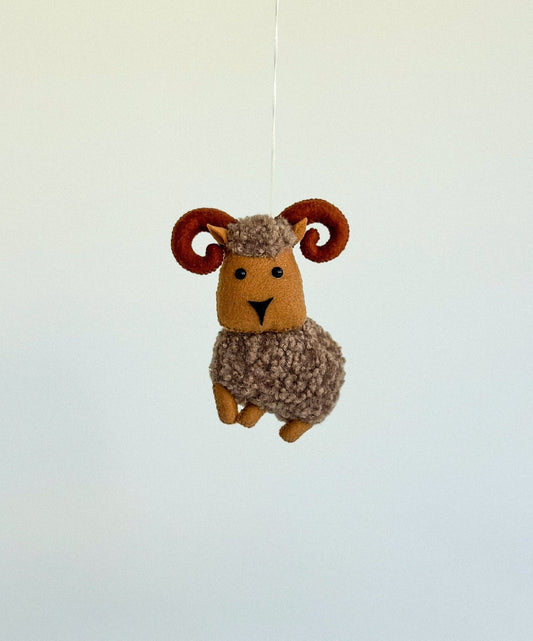 Boucle Brown Ram Toy – Felt Animal Ornament for Play or Decor - WoollyFox