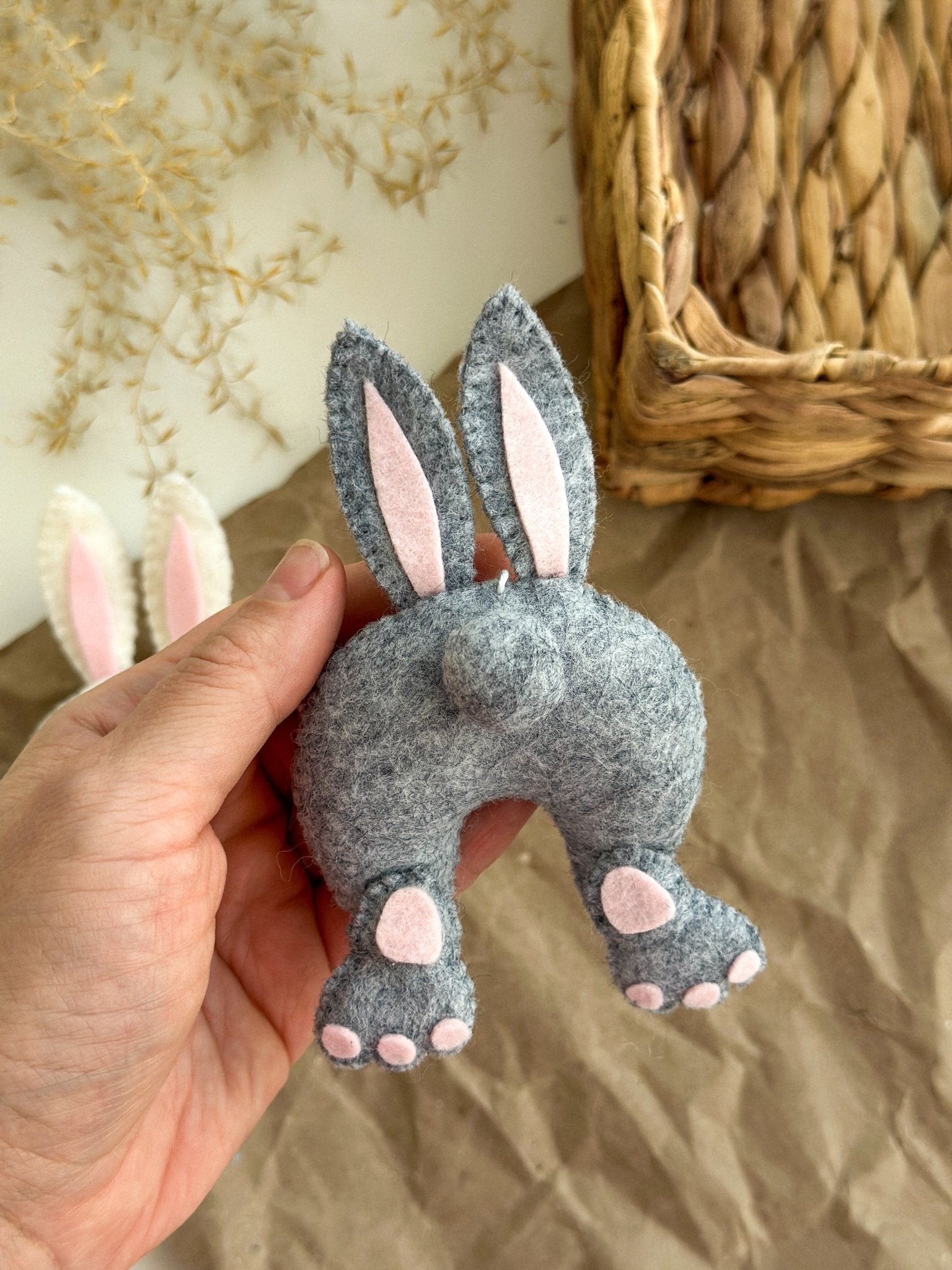 Bunny Butt Ornament – Handmade Felt Easter Decoration (White or Gray) - WoollyFox
