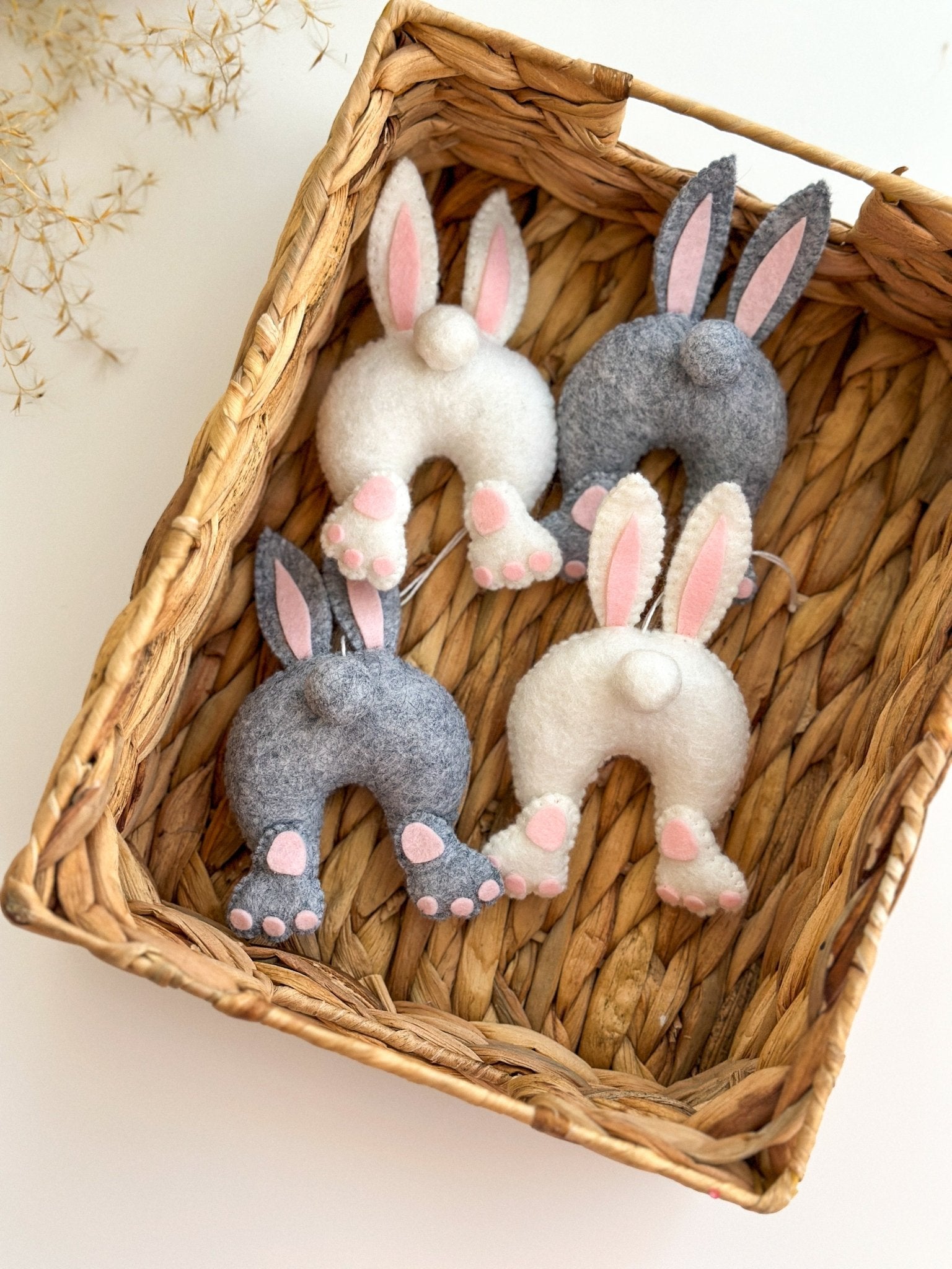 Bunny Butt Ornament – Handmade Felt Easter Decoration (White or Gray) - WoollyFox