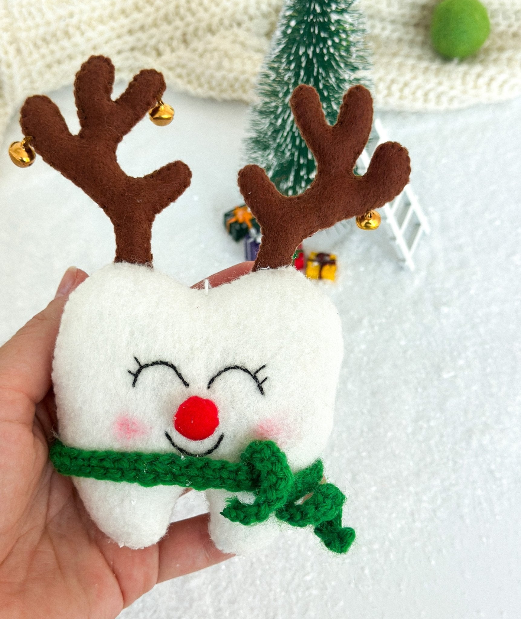 Christmas Tooth Deer Ornament - WoollyFox