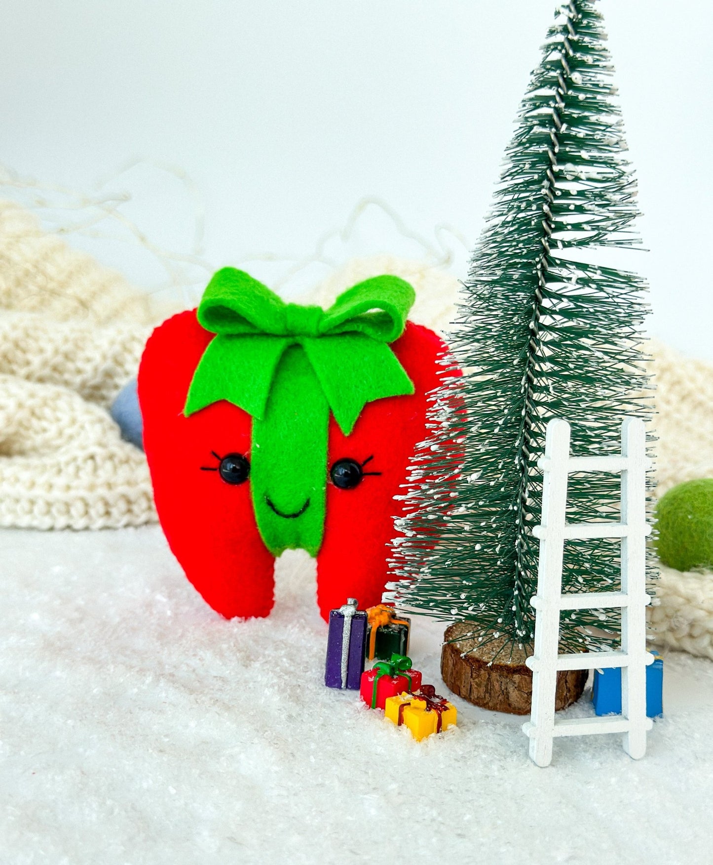 Christmas Tooth Gift Ornament - WoollyFox