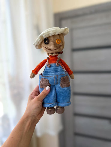Crochet Scarecrow Doll with Pumpkins & Crow – Handmade Halloween Amigurumi Gift - WoollyFox