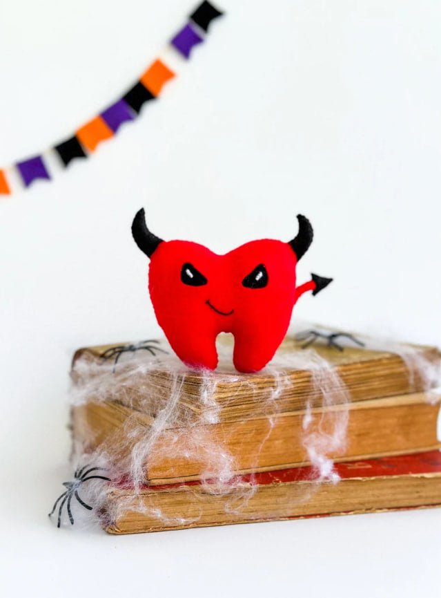 Devil Tooth Ornament – Spooky Halloween Felt Decoration for Tree or Gift - WoollyFox
