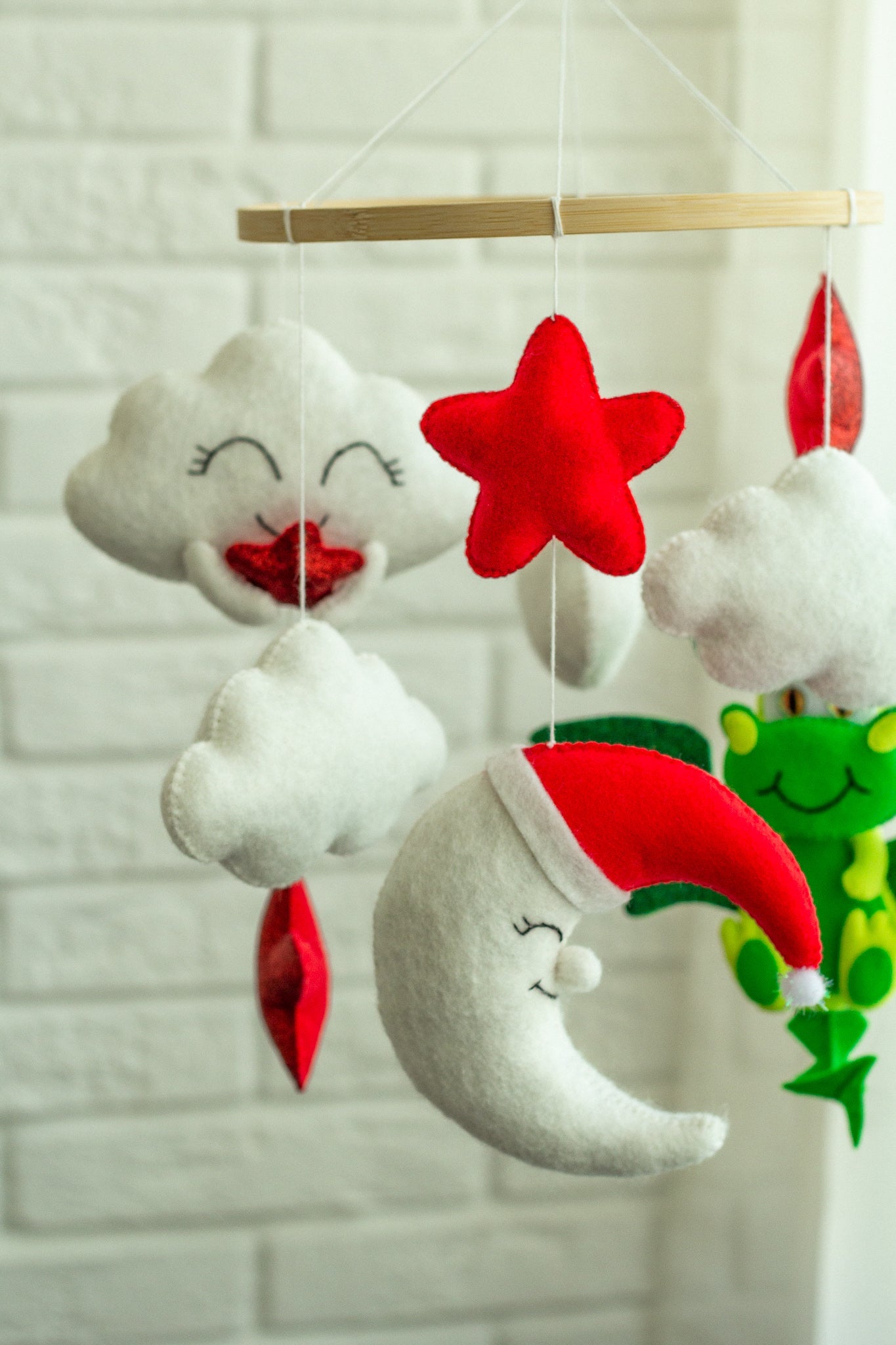 Dragon Baby Mobile - WoollyFox