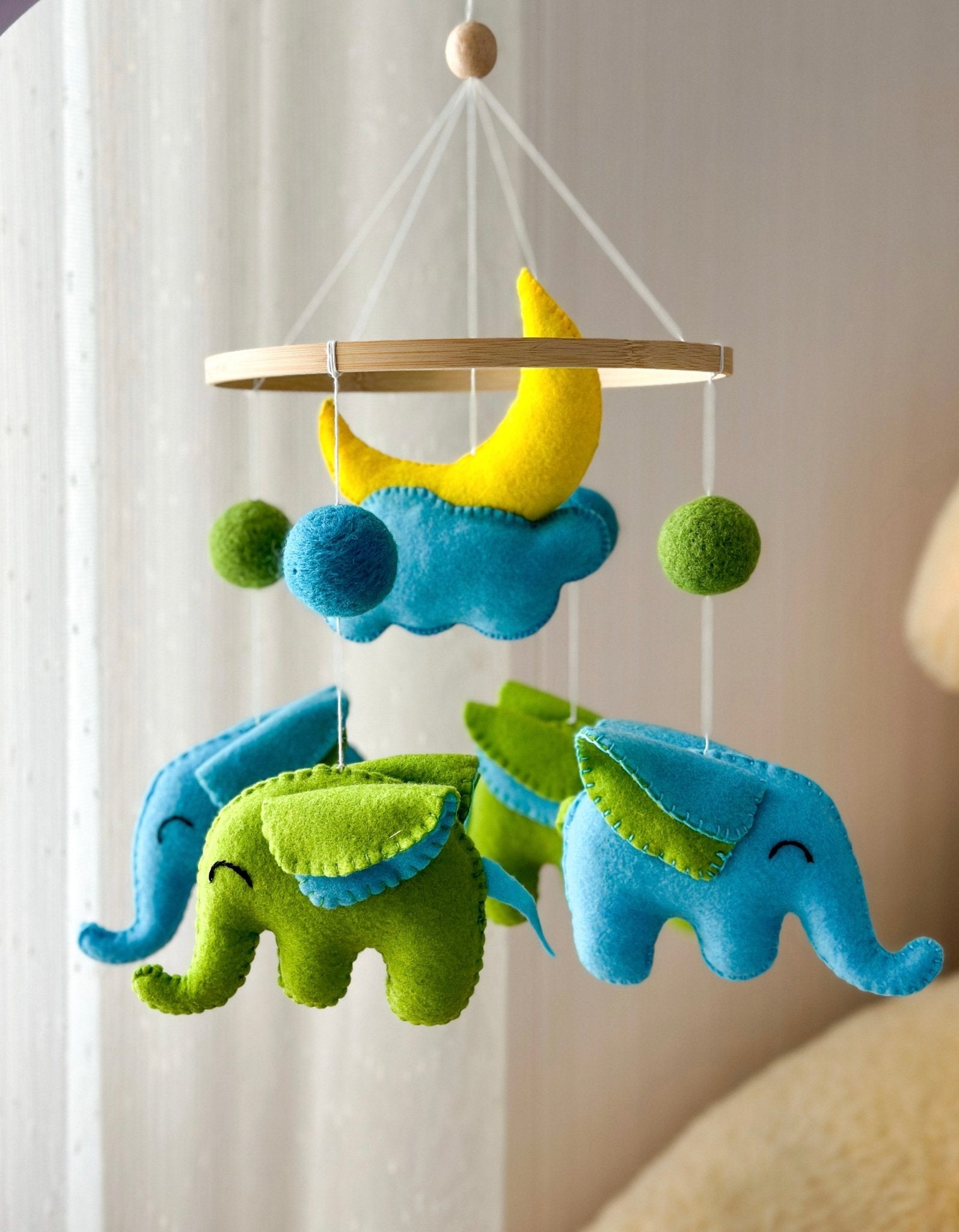 Elephant baby crib mobile - WoollyFox
