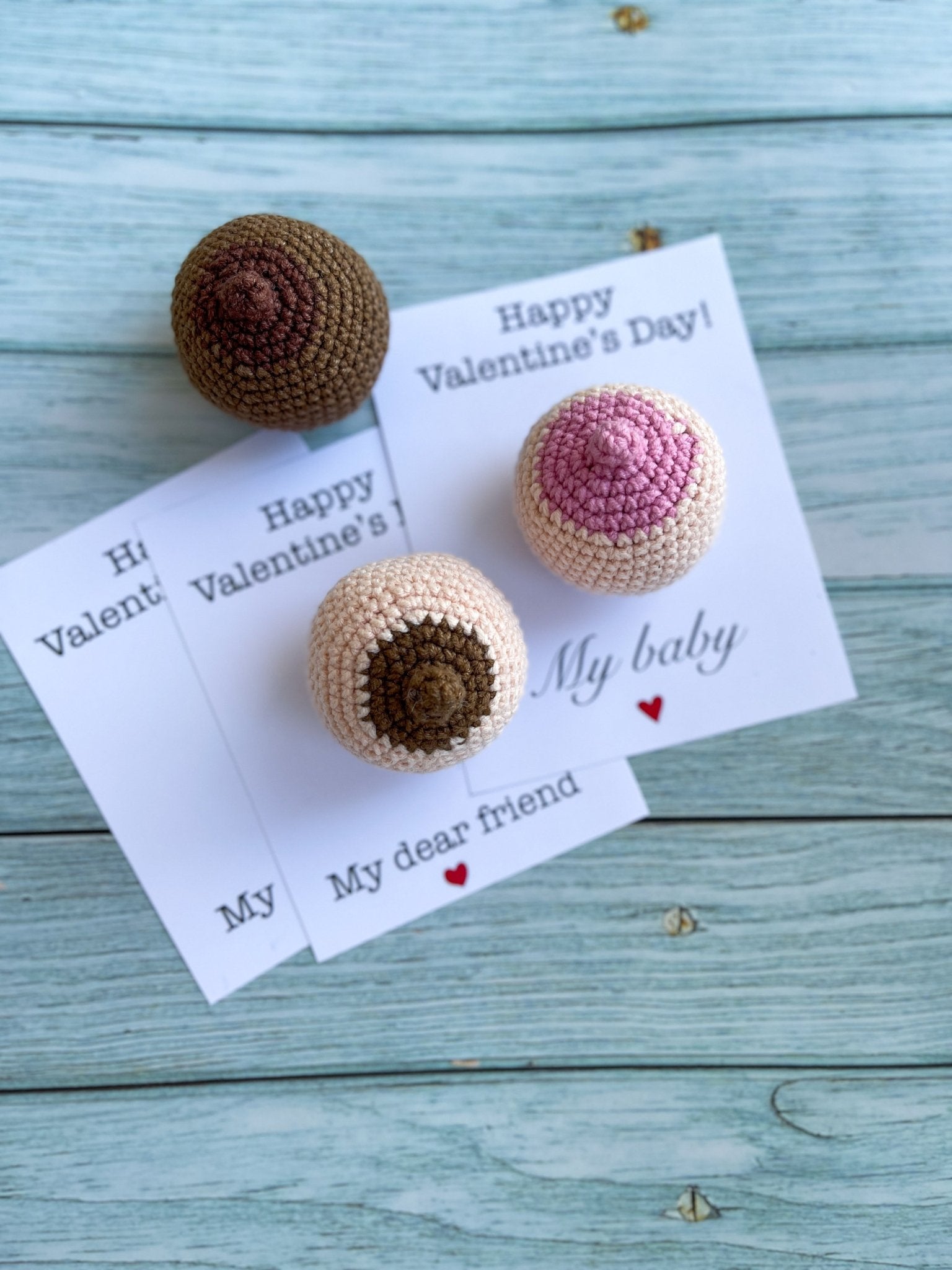 Felt Breast Card - WoollyFox