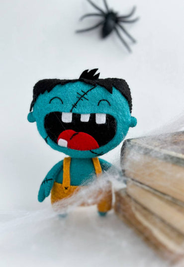 Felt Frankenstein Ornament – Spooky Handmade Halloween Toy for Tree or Gift - WoollyFox
