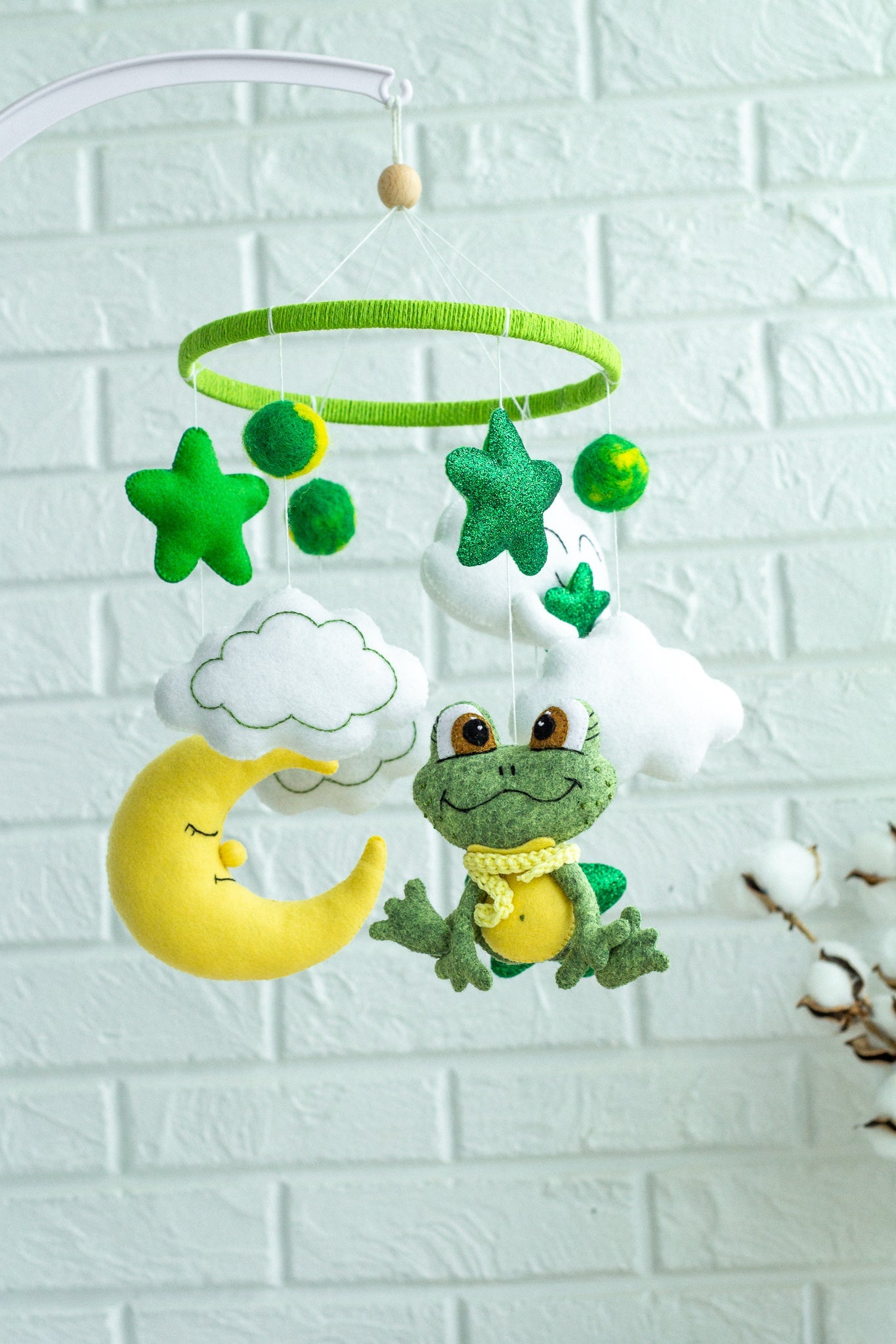 Frog and Stars Baby Mobile - WoollyFox