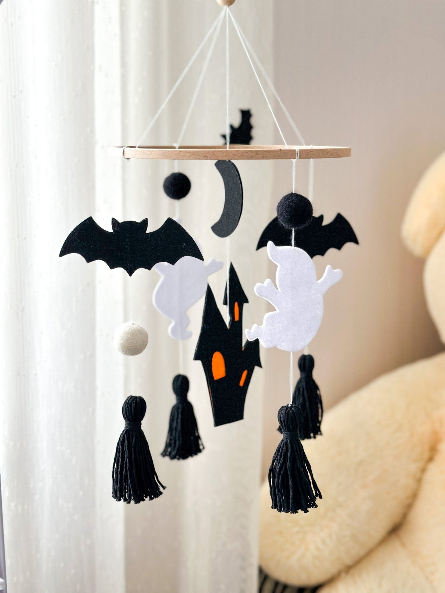 Halloween Ghost and Bat Mobile - WoollyFox