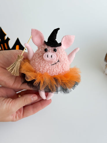 Halloween Pig Plush – Handmade Gothic Soft Toy in Witch Style – Cute Spooky Decor or Gift - WoollyFox