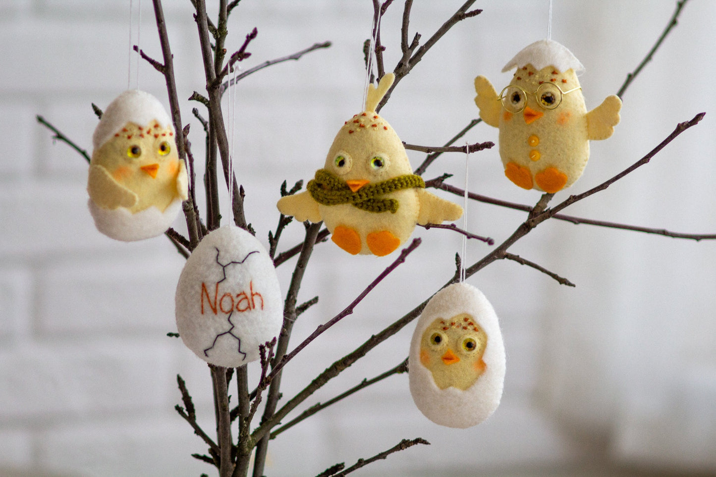 Hatched Egg ornament - WoollyFox