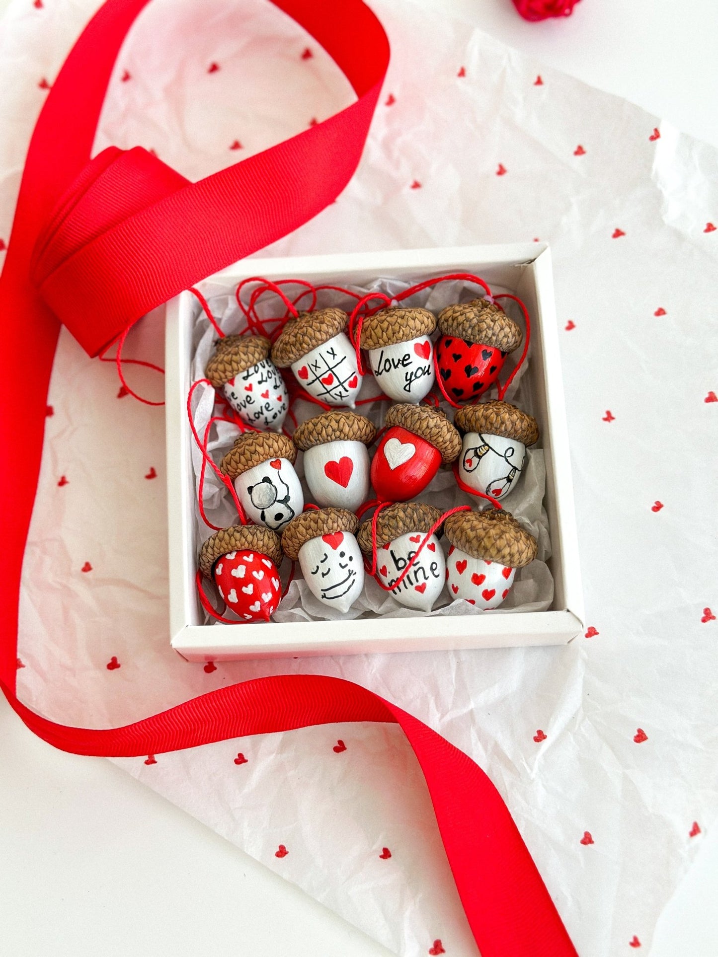 Valentine's Day Acorn Ornament - WoollyFox