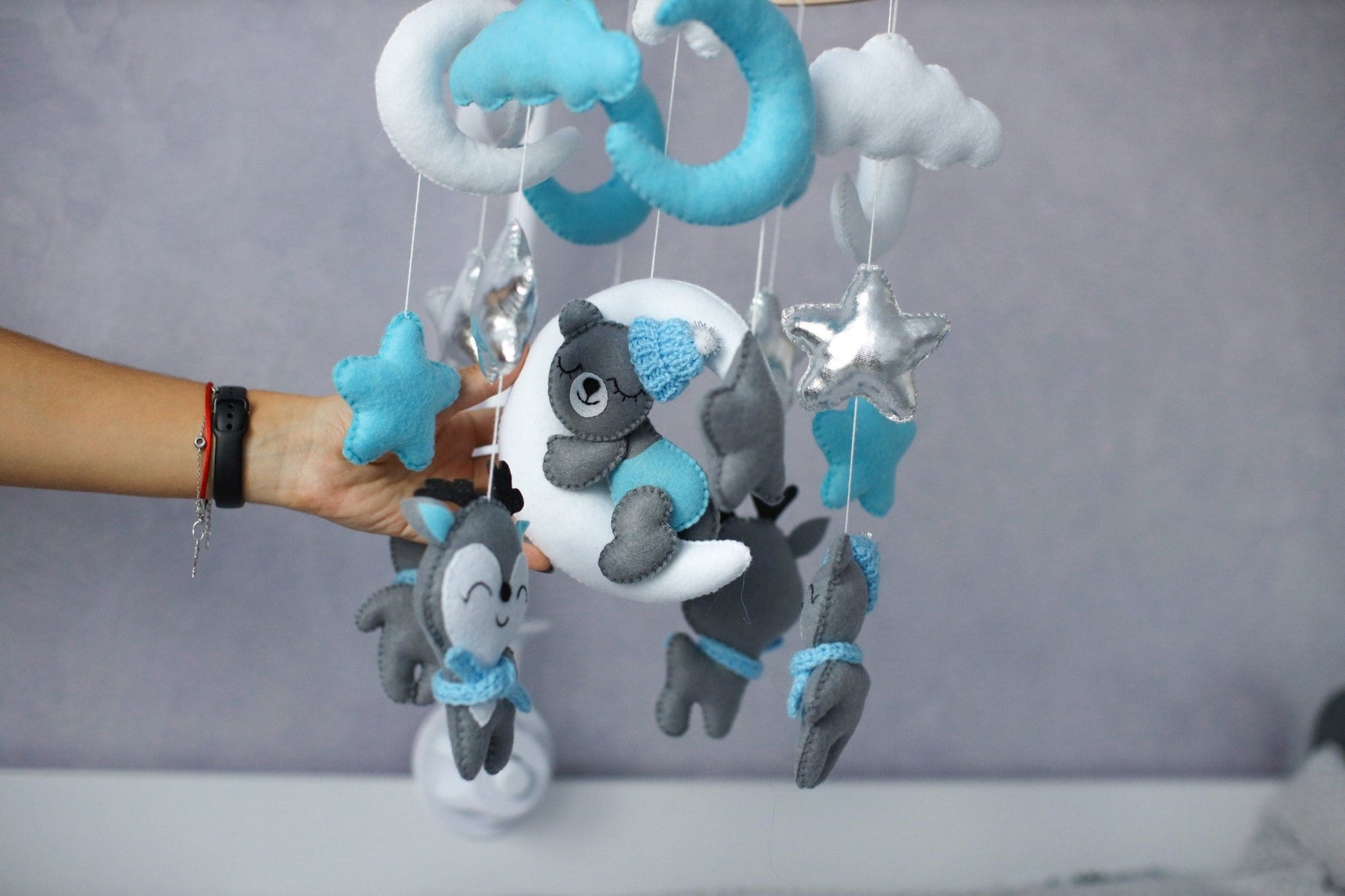Baby shower gift Baby crib mobile - WoollyFox