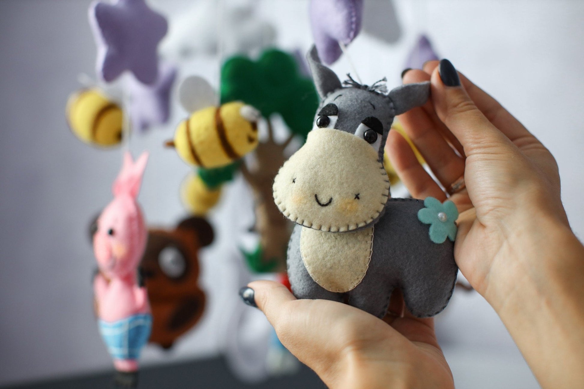 Baby shower gift, baby crib mobile - WoollyFox