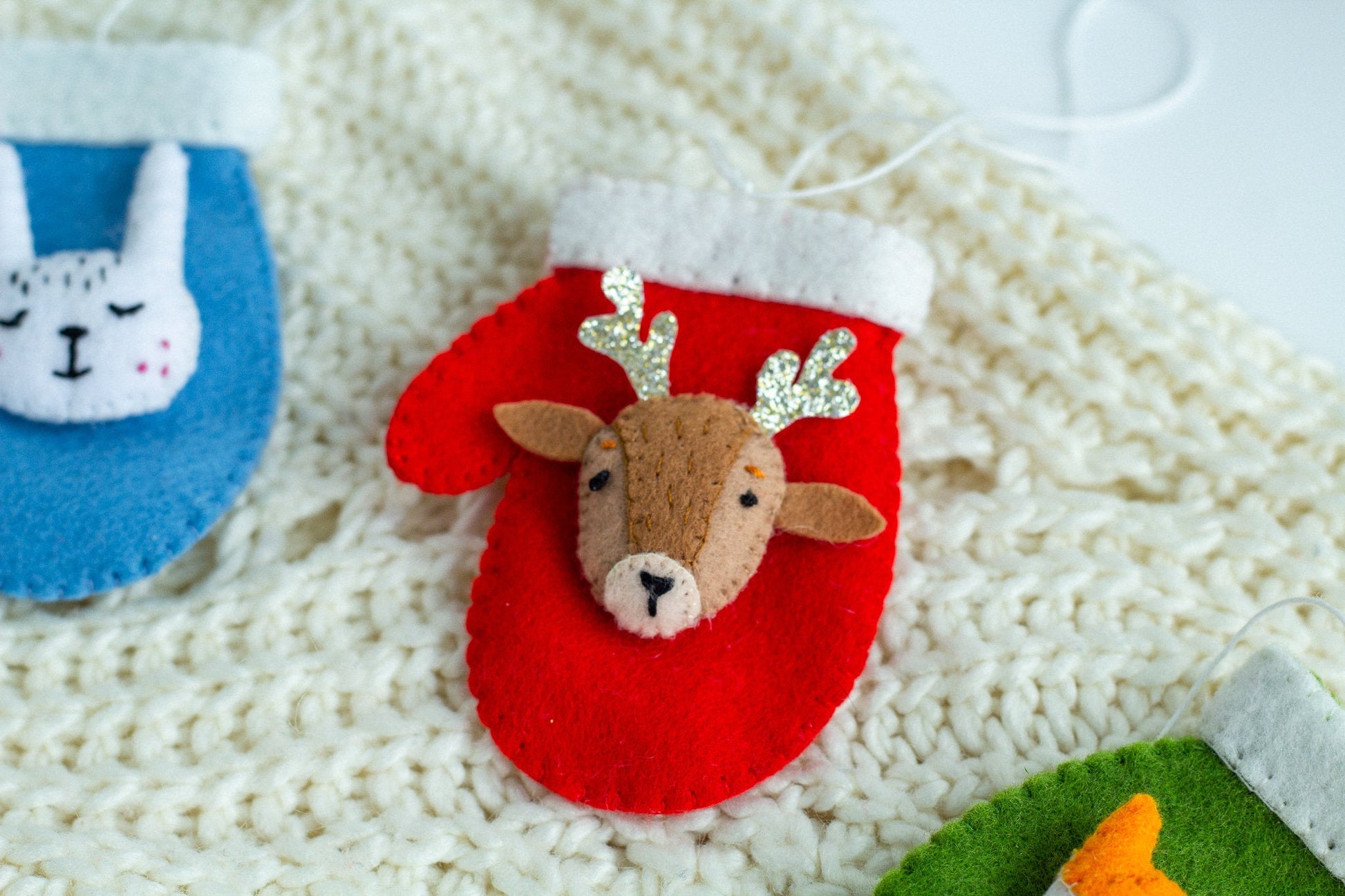 Christmas Hanging Glove - WoollyFox