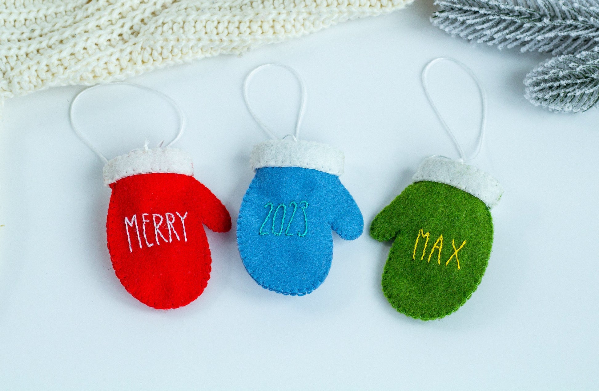 Christmas Hanging Glove - WoollyFox