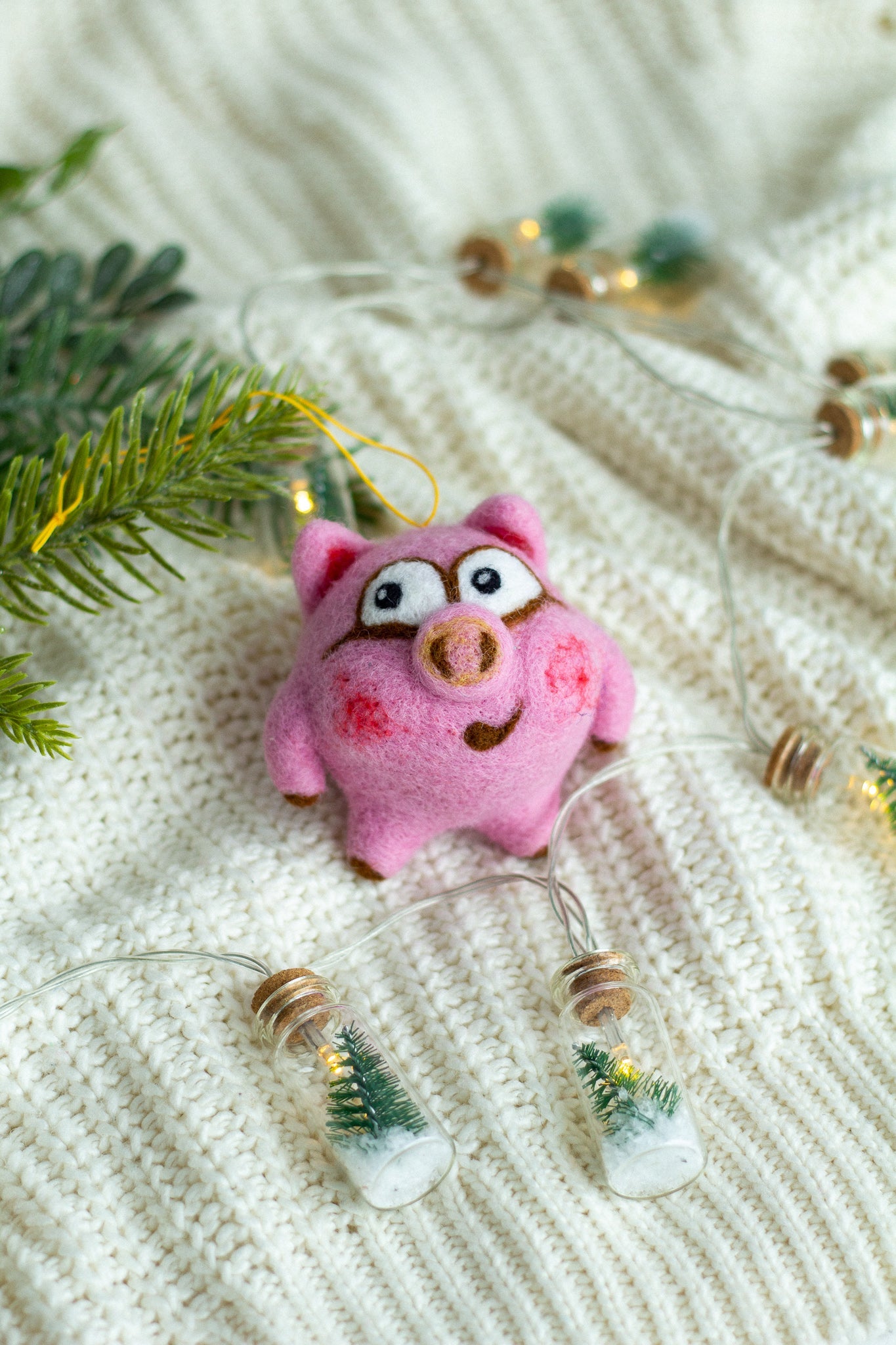 Christmas Wool Pig Ornament - WoollyFox