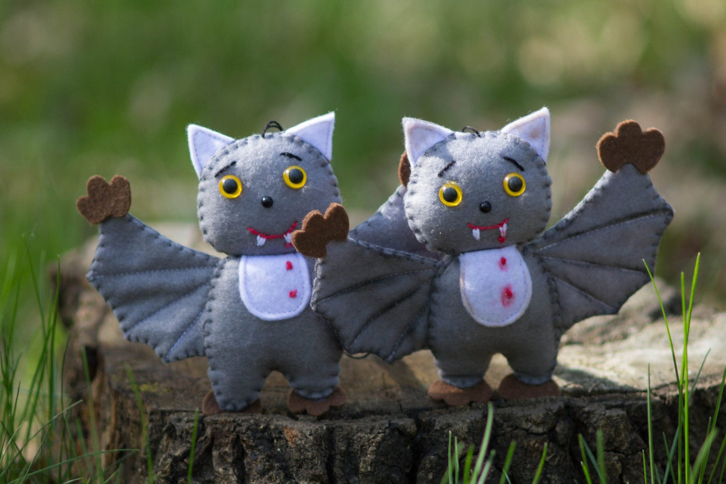 Felt Bat Ornament - WoollyFox