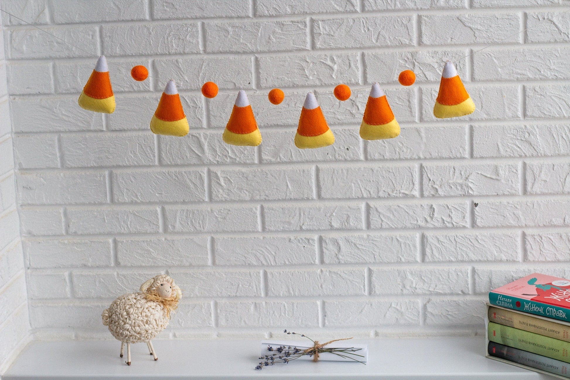 Felt Candy Corn Garland – Handmade Halloween Decoration - WoollyFox