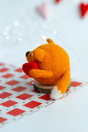 Gift Wool Fox With Heart - WoollyFox