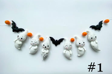 Halloween Ghost Garland – Felt Halloween Banner with Bats, Hearts and Ghosts - WoollyFox