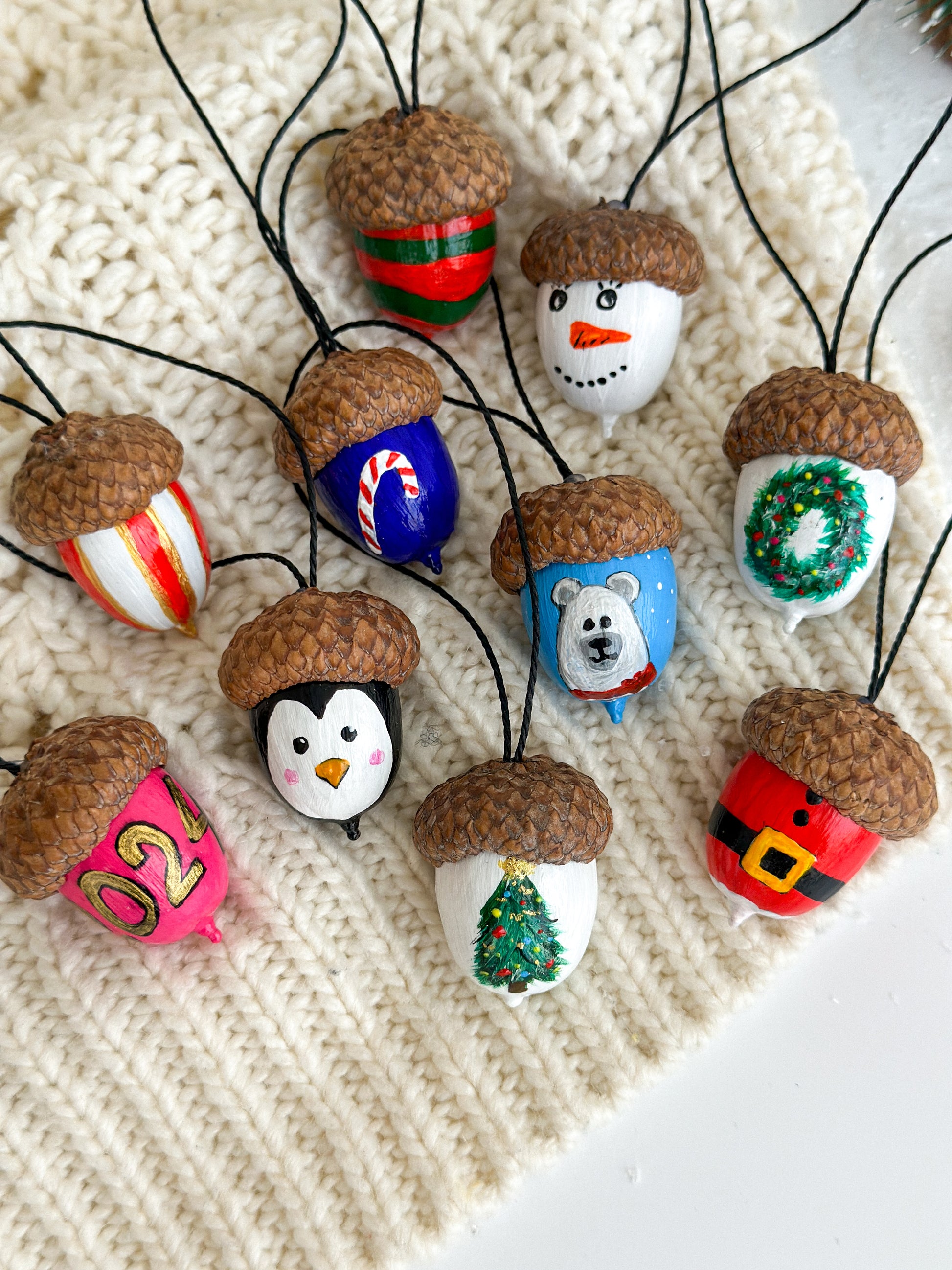 Christmas acorn ornaments Set of 10