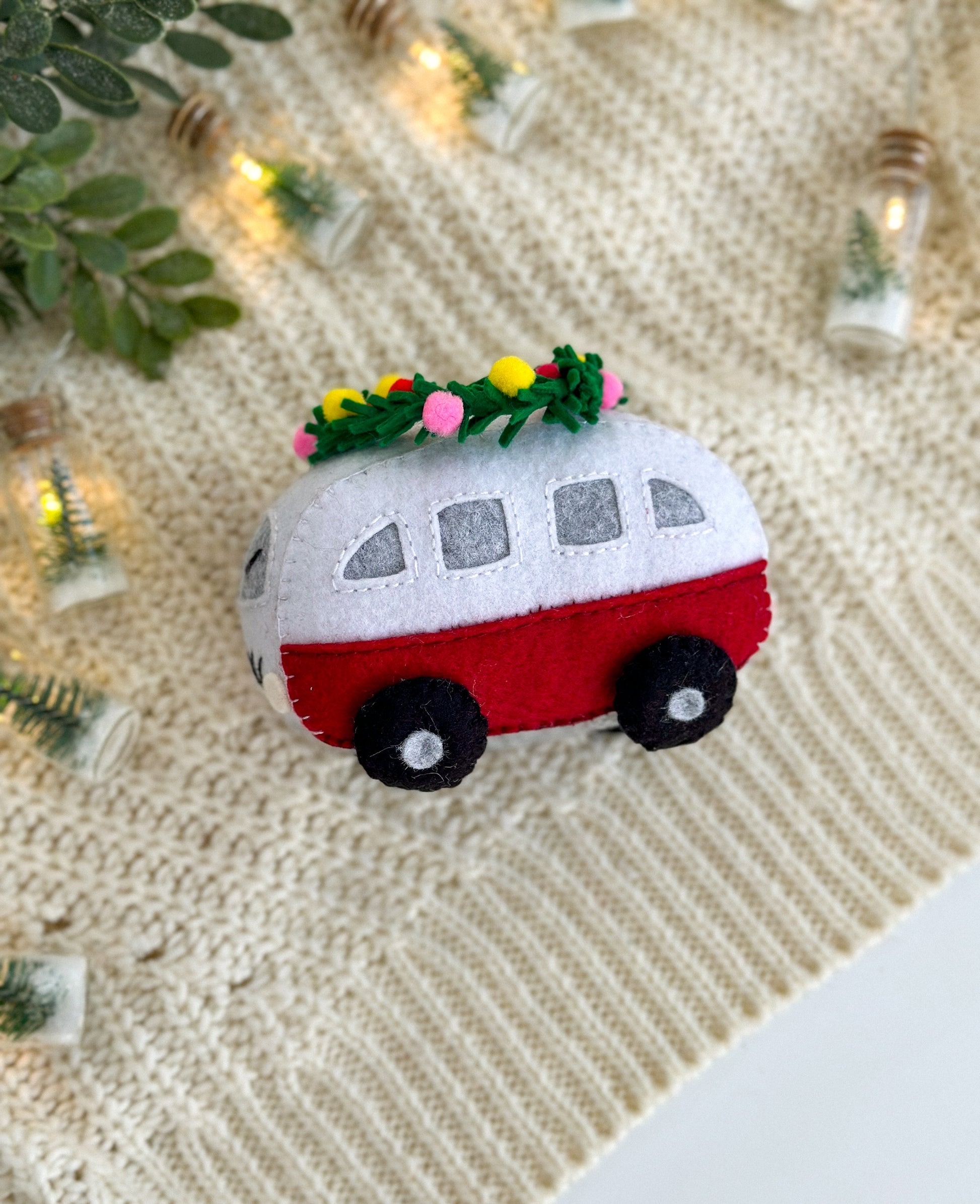Car christmas ornament Bus toy