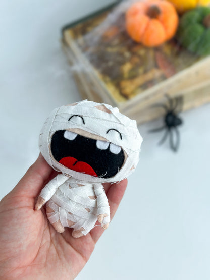 Felt Toy For Halloween Mummy