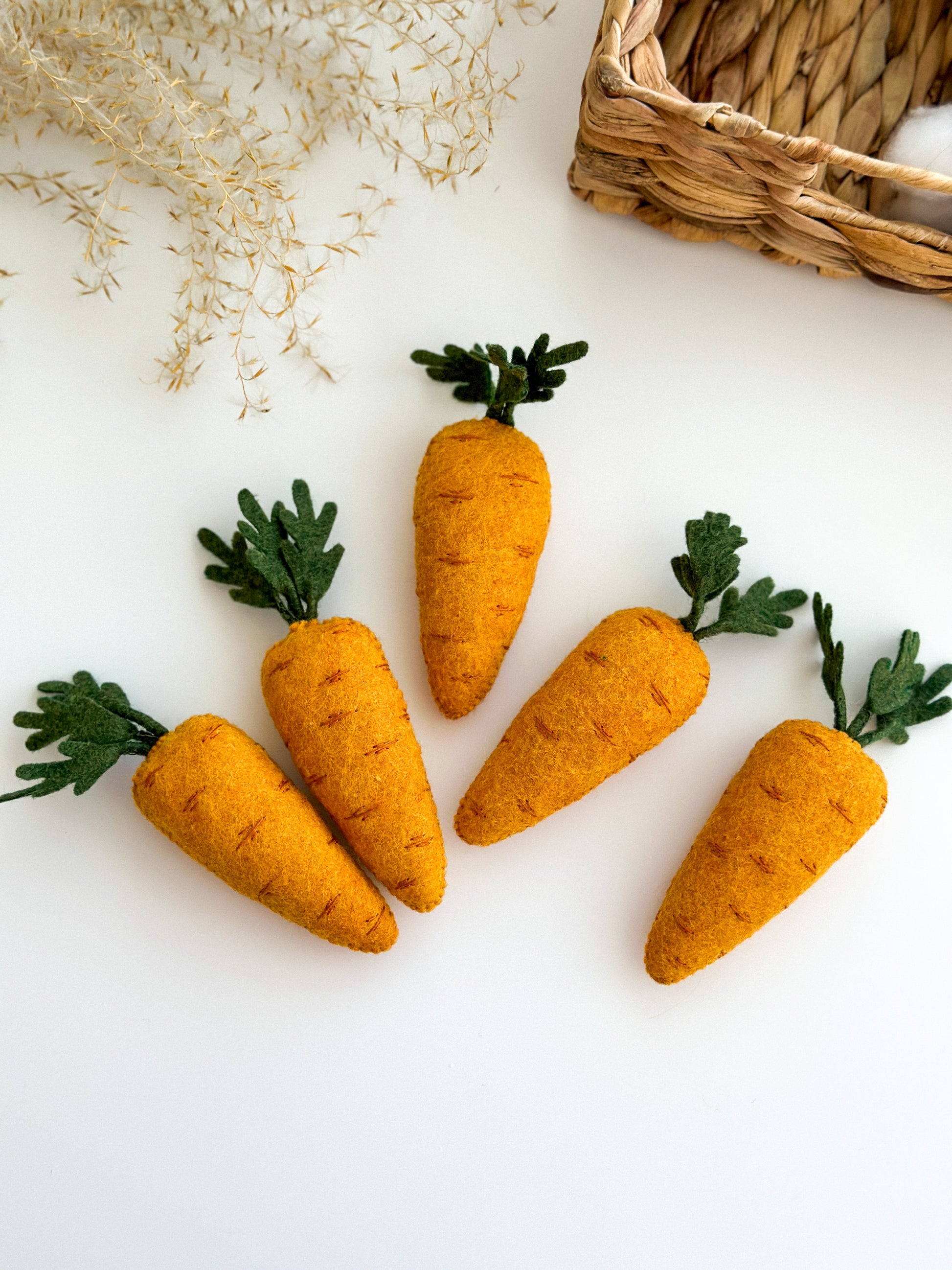 Easter carrot ornaments