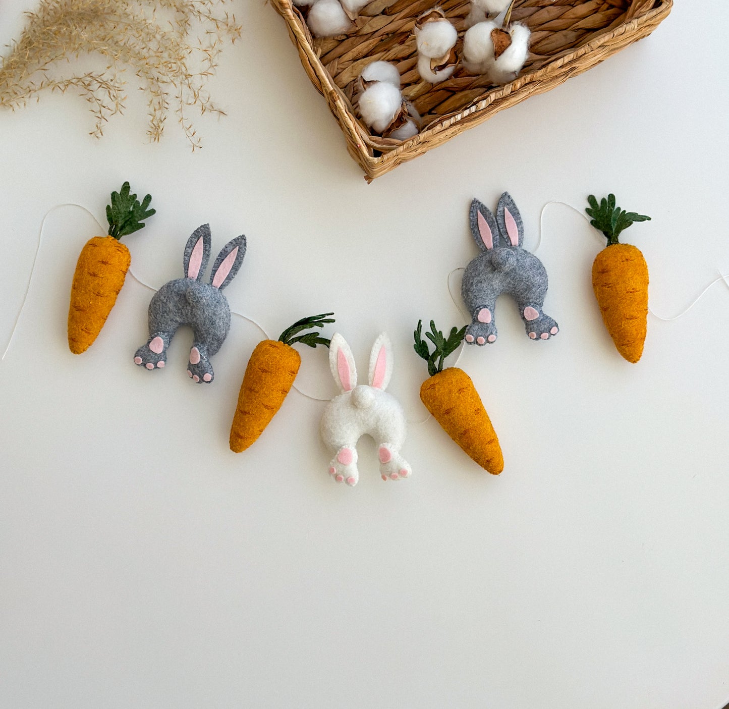 Easter bunny and carrot garland