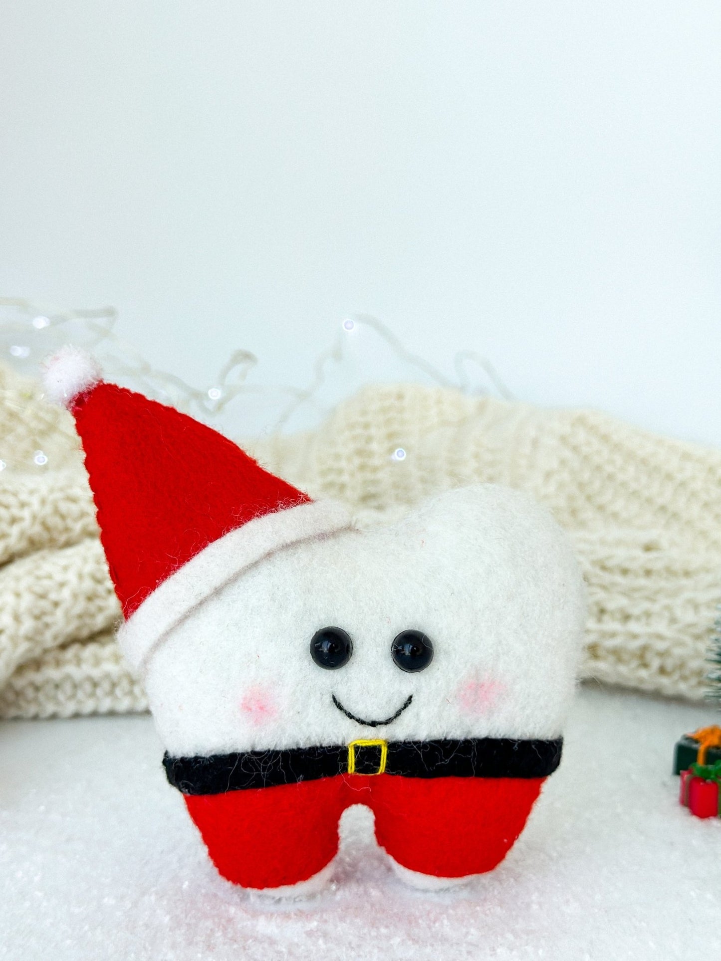 Christmas Decor For Teeth - WoollyFox