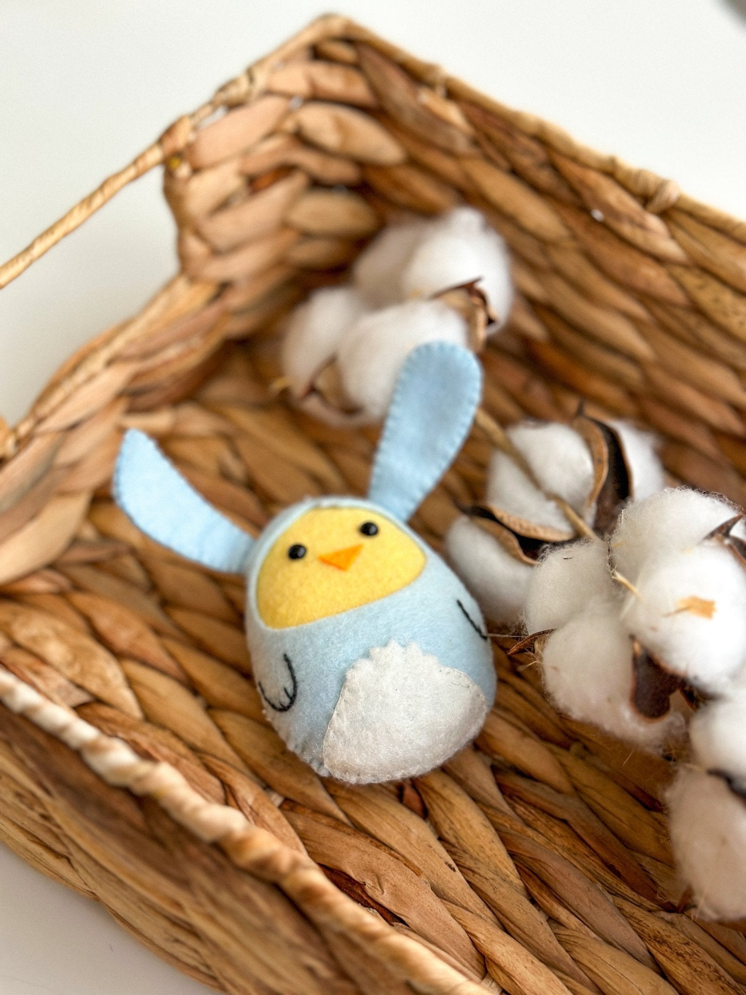 Easter Chicken Ornament - WoollyFox
