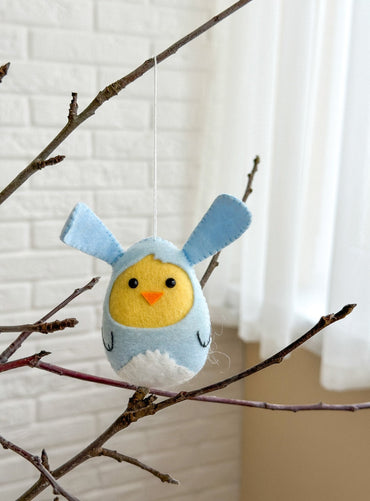 Easter Chicken Ornament - WoollyFox