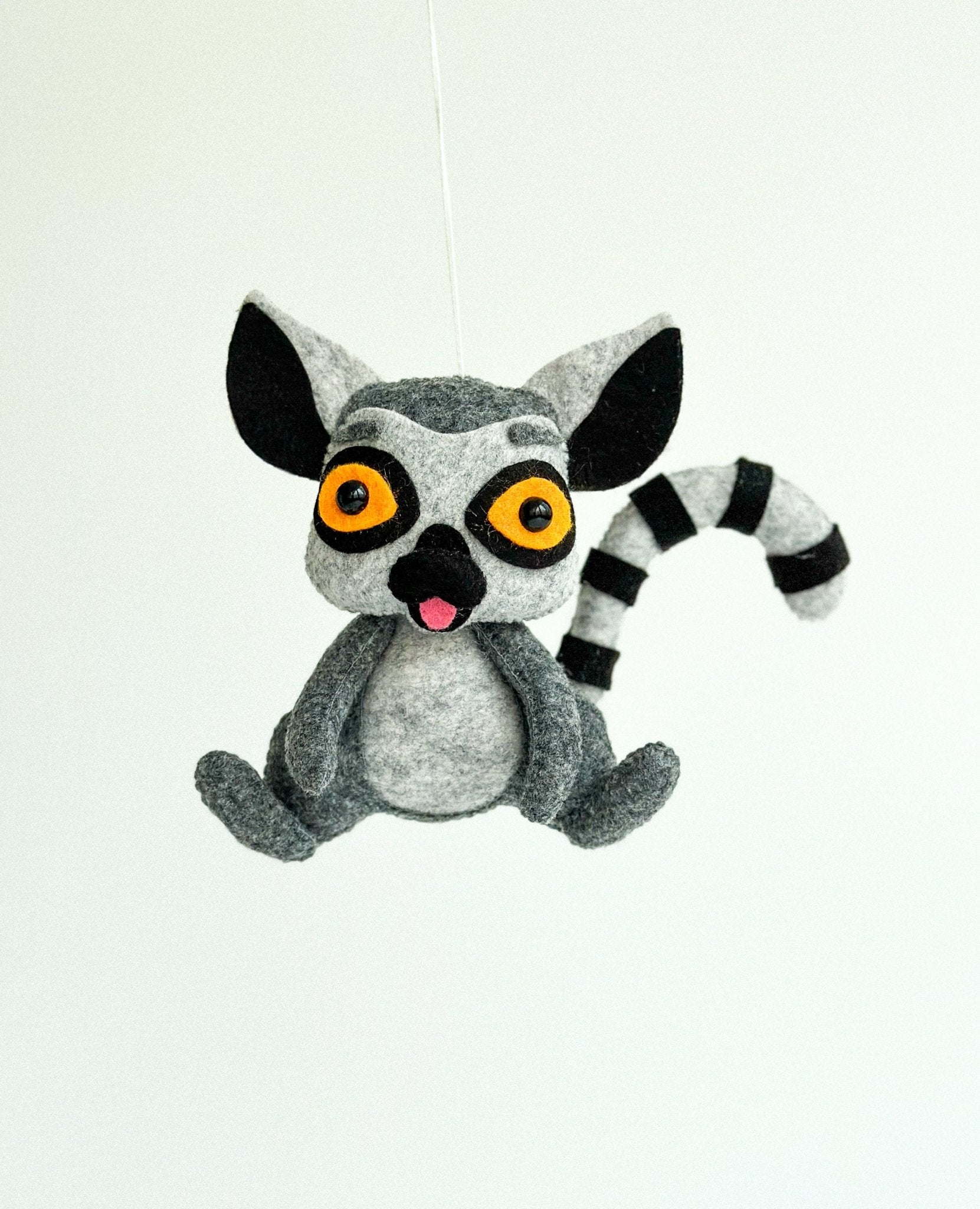 Felt Lemur Ornament - WoollyFox