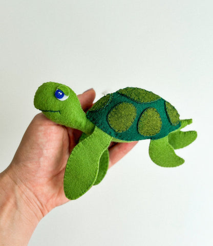 Felt Turtle Ornament - WoollyFox