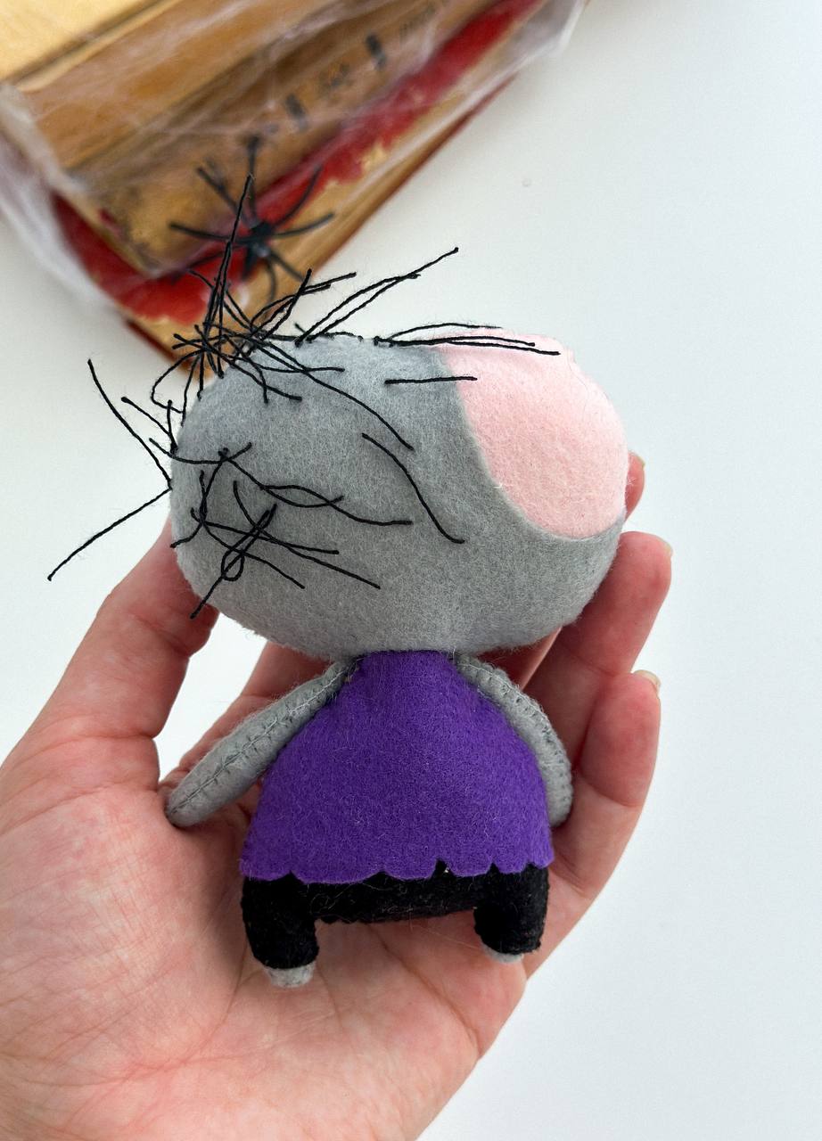 Felt Zombie Ornament – Halloween Tree Decoration | Spooky Felt Halloween Toy - WoollyFox