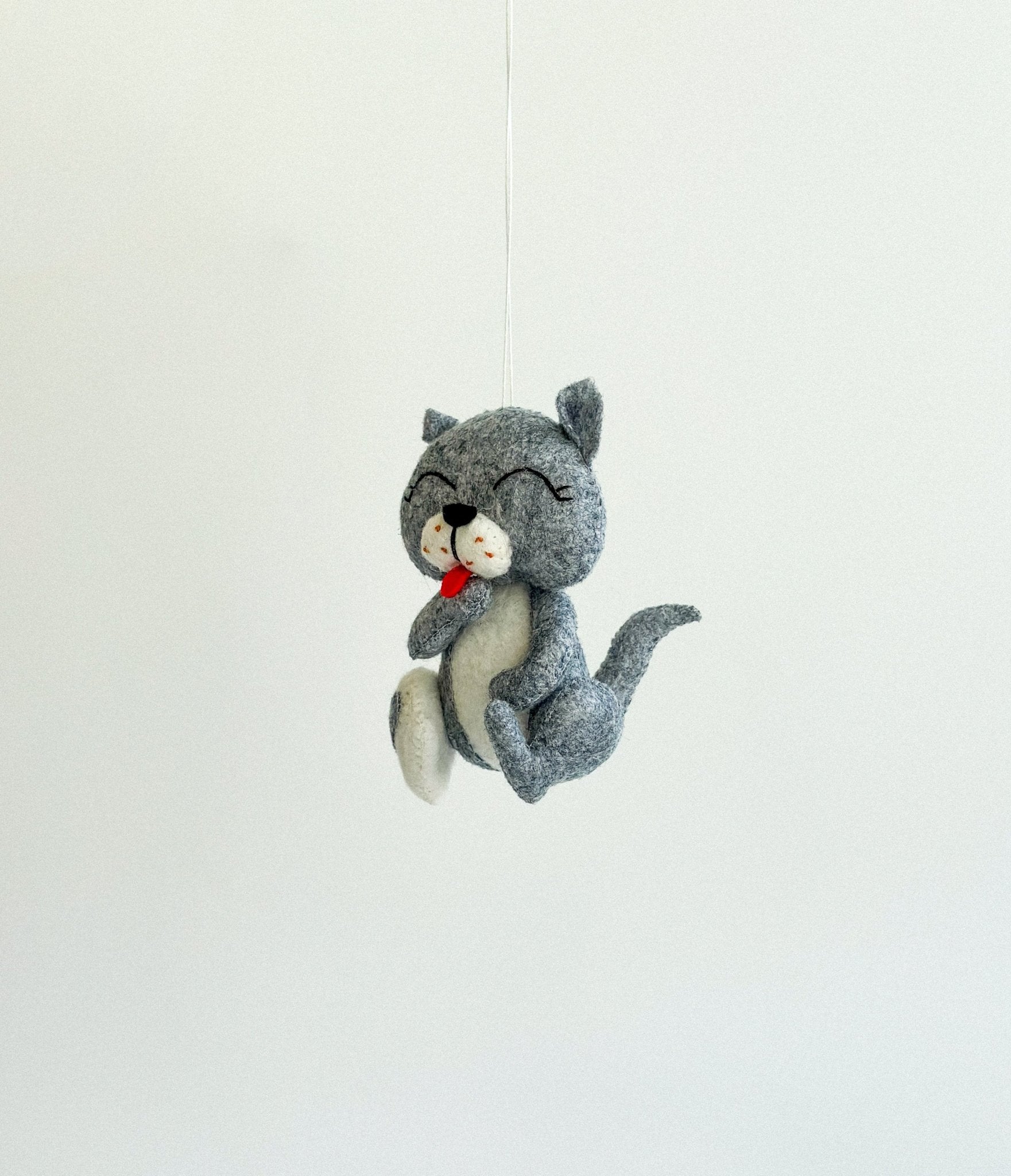 Felted Cat Ornament - WoollyFox