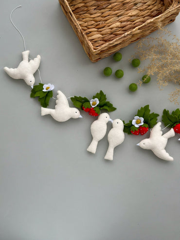 Garland With Easter White Birds - WoollyFox