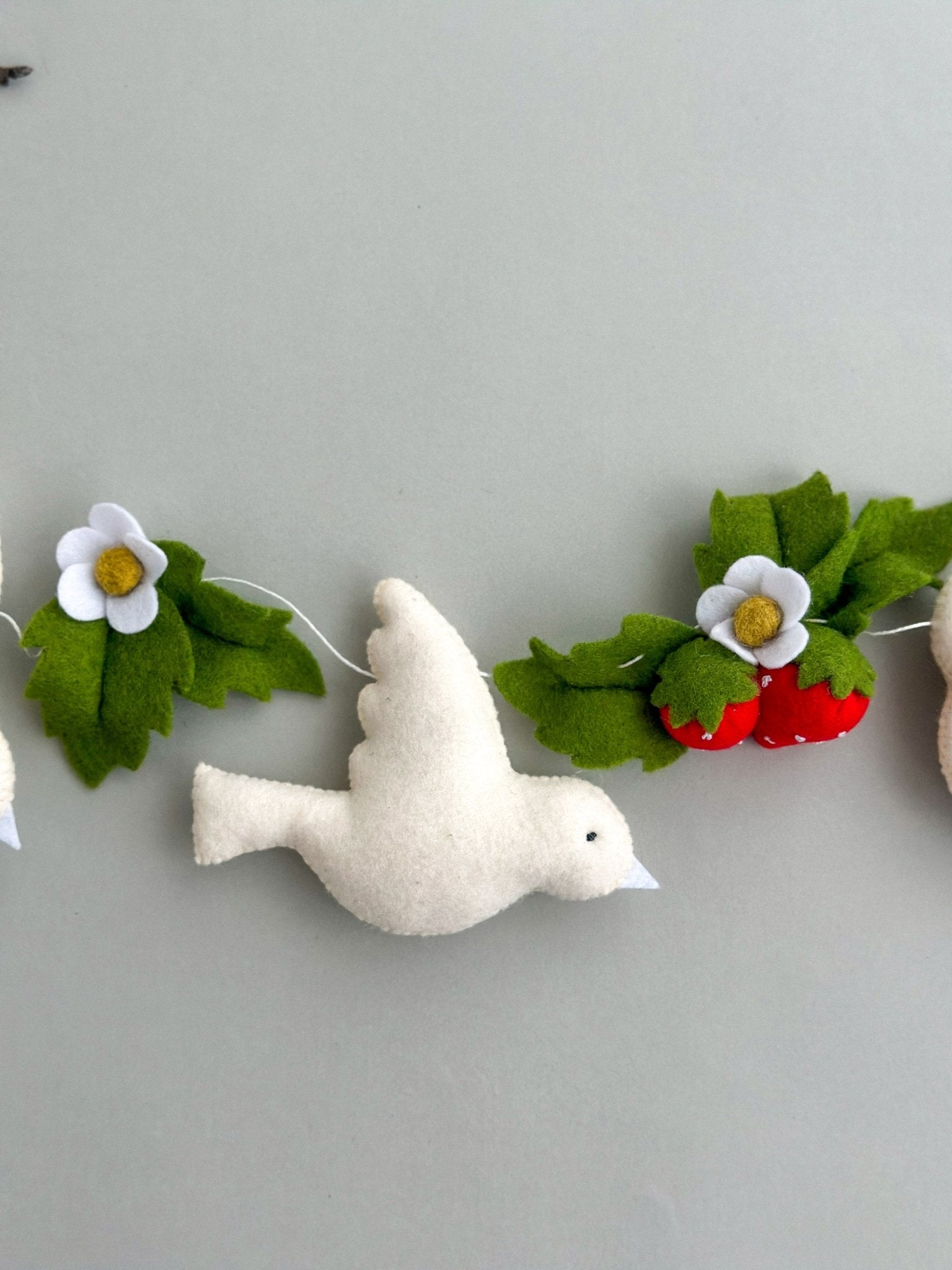 Garland With Easter White Birds - WoollyFox