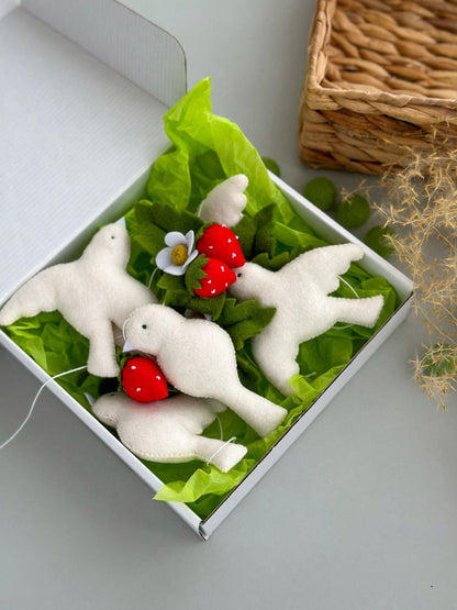 Garland With Easter White Birds - WoollyFox
