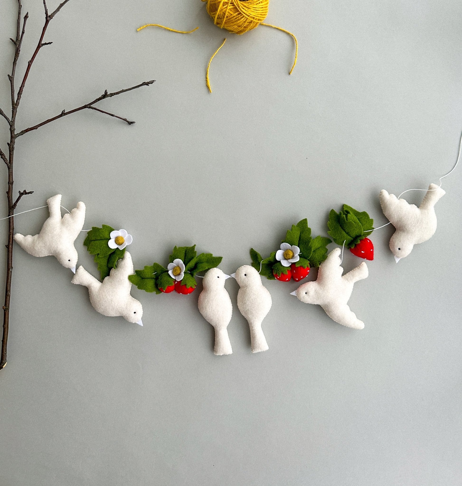 Garland With Easter White Birds - WoollyFox